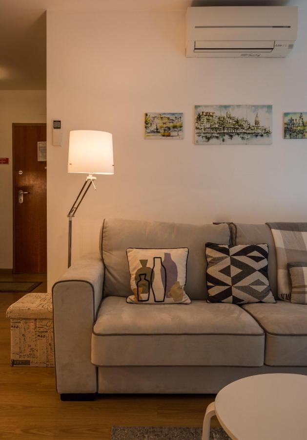 Of Principe Real Liberdade In The Heart Of With Private Parking Apartamento *