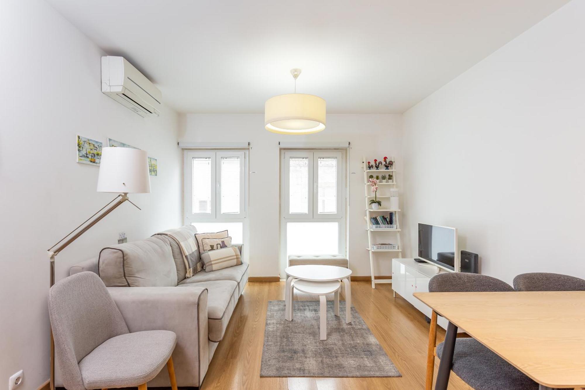 Of Principe Real Liberdade In The Heart Of With Private Parking Apartamento *